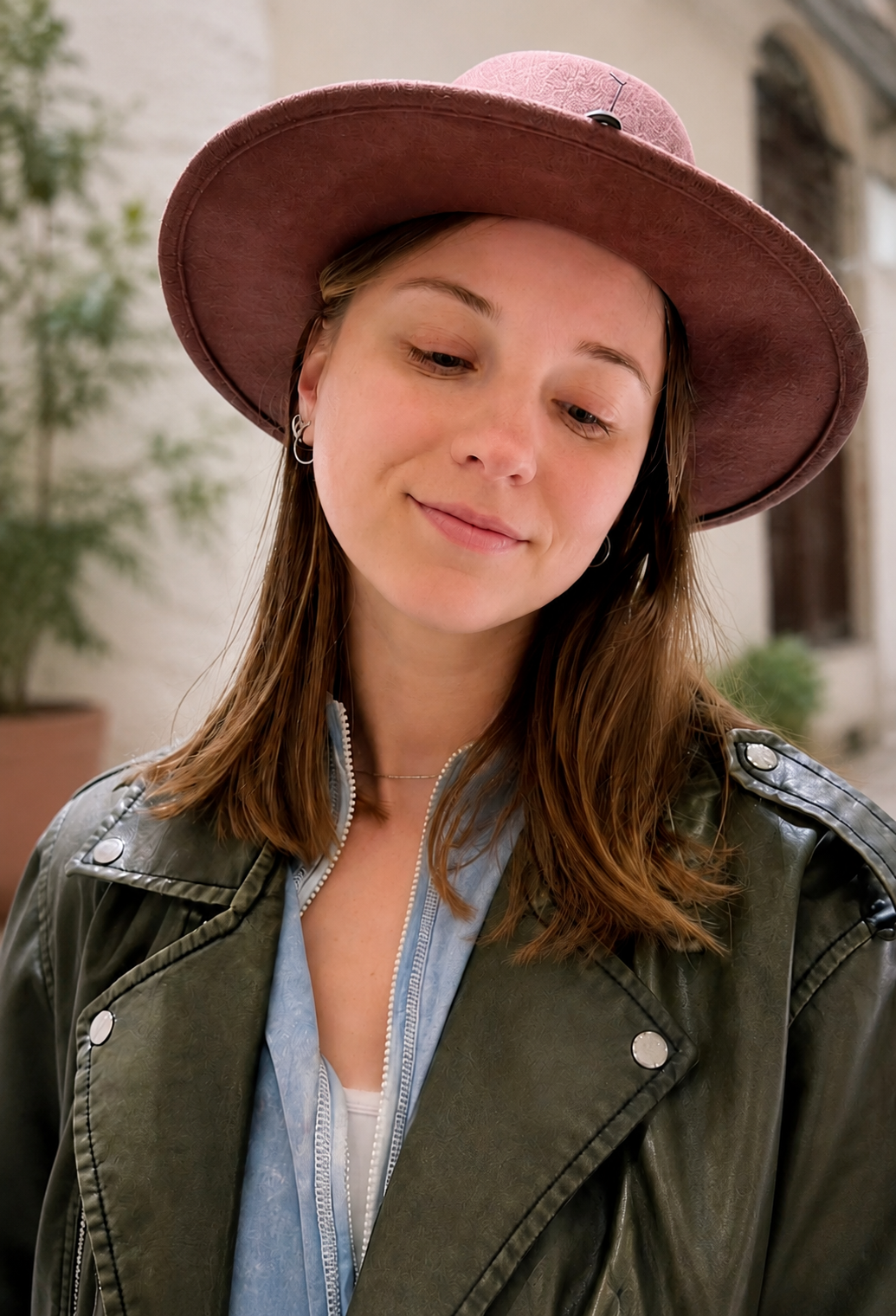 Anastasiya, founder of SVIATLO